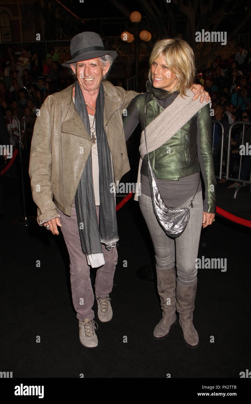 Keith Richards (Rolling Stones) 05/07/2011 "Pirati dei Caraibi: il forestiero maree' Premiere @ Disneyland, Anaheim Foto di Megumi Torii/HNW / PictureLux Maggio 7, 2011 Riferimento File # 33686 689 HNWPLX Foto Stock