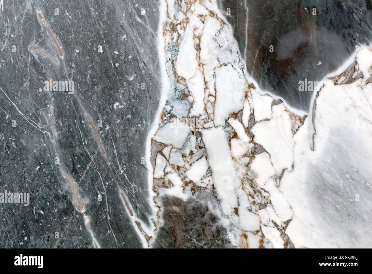 Uno sfondo di peeling la vernice e la ruggine antica pietra, macro shot. Foto Stock