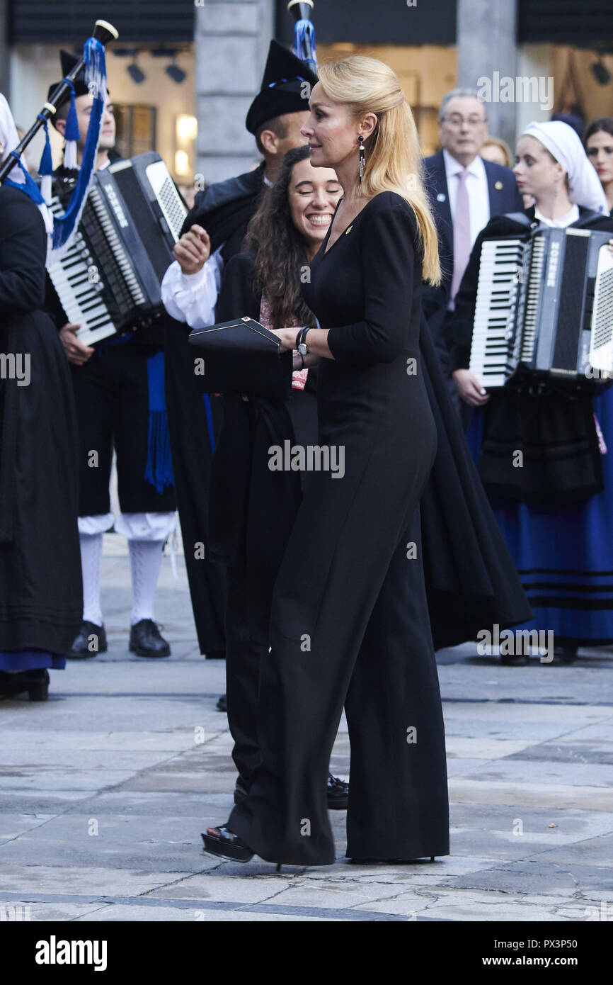 Oviedo, Asturias, Spagna. Xix oct, 2018. Esther Koplowitz Alcocer arrivati al Campoamor Theatre per la Princesa de Asturias Award 2018 cerimonia su ottobre 19, 2018 a Oviedo, Spagna Credit: Jack Abuin/ZUMA filo/Alamy Live News Foto Stock
