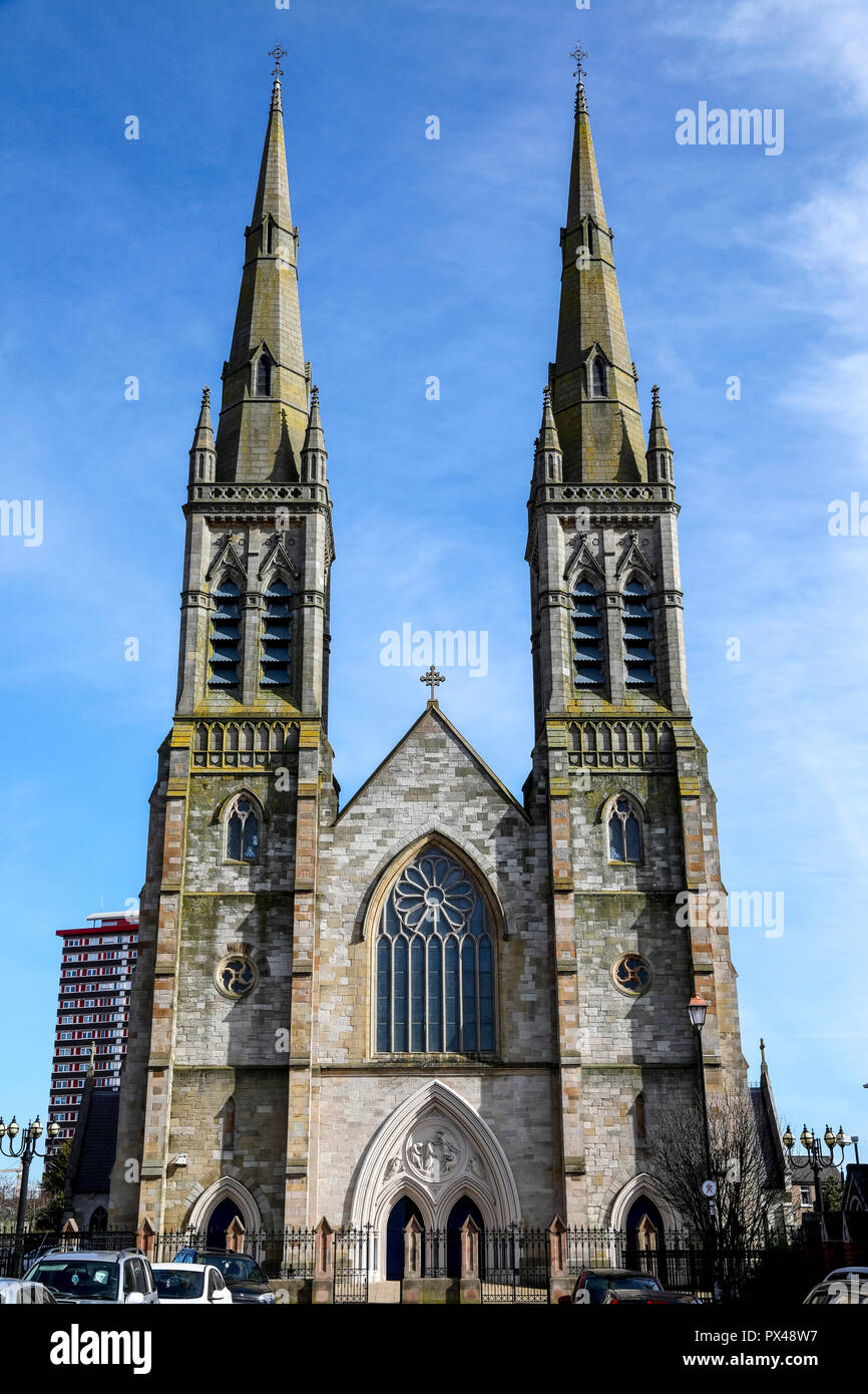 San Pietro cattedrale cattolica di Belfast, Irlanda del Nord. Ulster, U.K. Foto Stock
