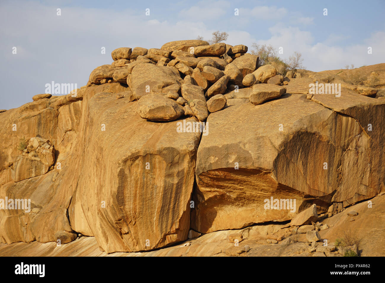 Wollsackverwitterng, Felsblöcke, Erongo Gebirge, Landschaft auf der Farm Ameib, Namibia, Afrika Foto Stock