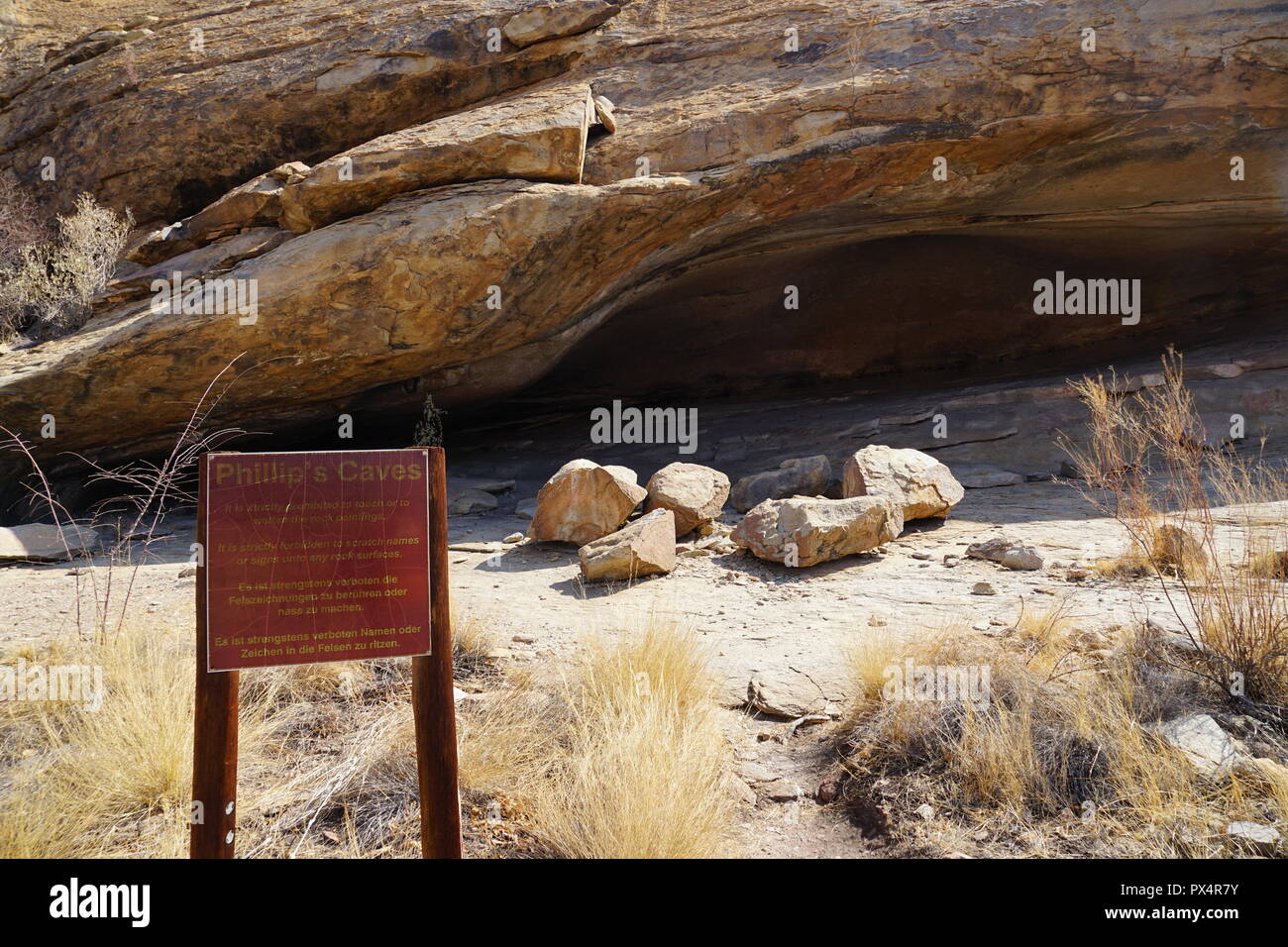 Phillips-Höhle, vermutlich ehemals Wohnstätte der San, Ameib-Farm Erongogebirge im, Namibia, Afrika Foto Stock