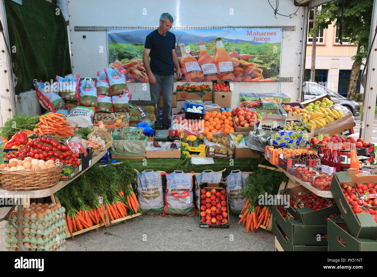 Grandi dtall vegetale farmers market, tralee, coun ty Kerry, Irlanda Foto Stock