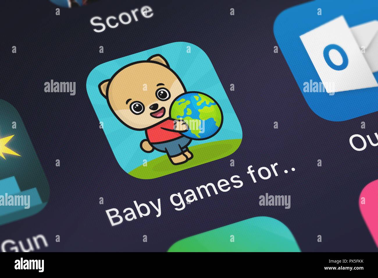 London, Regno Unito - 19 Ottobre 2018: Close-up shot del bimbo giochi per 2 - 4 anni mobile app da Bimi Boo Kids - Giochi per ragazzi e una ragazza Foto Stock