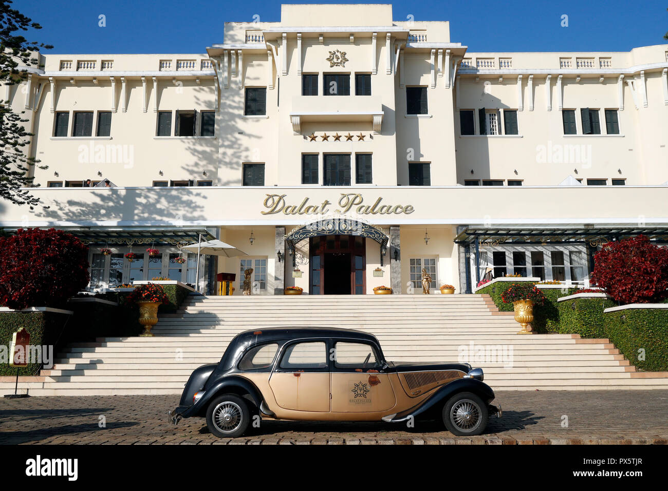 La Dalat hotel 5 stelle Sofitel ( ) date francesi da tempo coloniale. Il Vietnam. Foto Stock