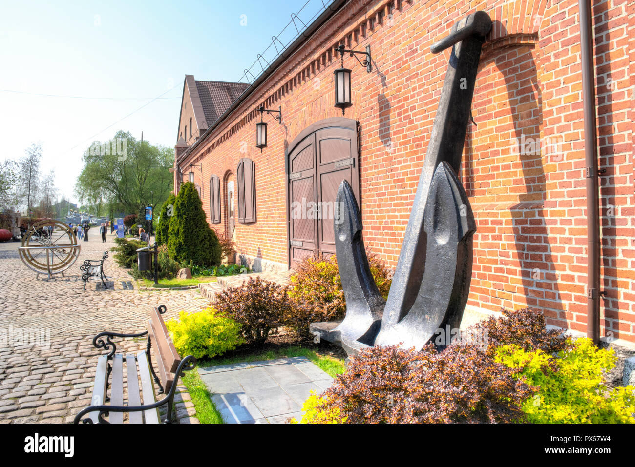 KALININGRAD, Russia - aprile 30.2018: mostra gli edifici e presenta sul territorio del museo del mondo oceano Foto Stock