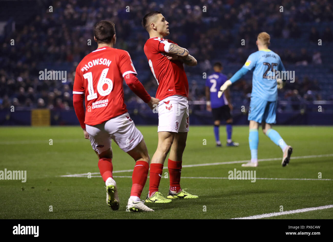 Il Middlesbrough Muhamed Besic punteggio celebra il suo lato del primo obiettivo del gioco durante il cielo di scommessa match del campionato a Hillsborough, Sheffield. Foto Stock