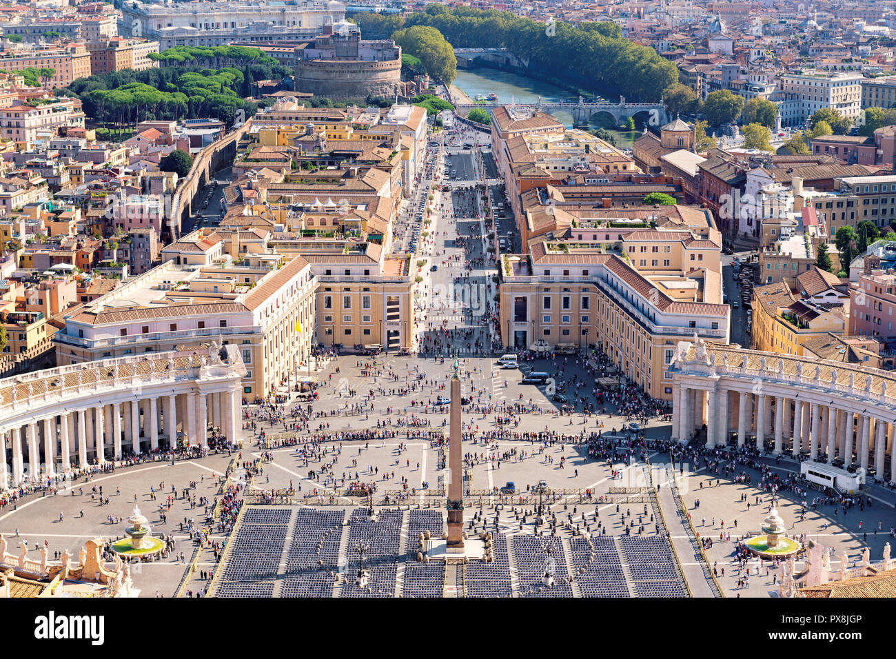 Vista aerea della famosa Piazza San Pietro in Vaticano Foto Stock