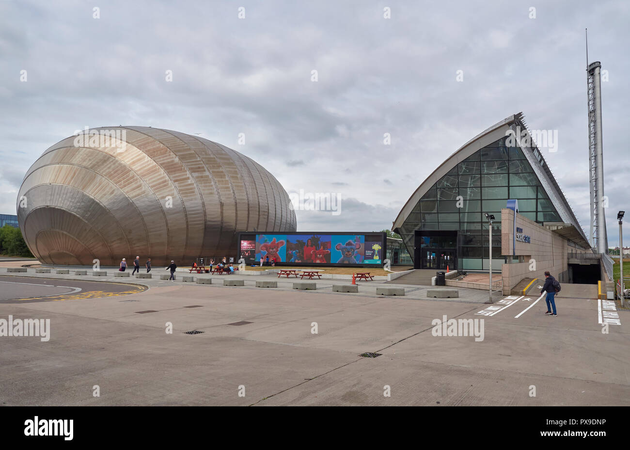 Il Glasgow Science Centre e il cinema IMAX al Pacific Quay sul fiume Clyde Waterfront a Glasgow, Scotland, Regno Unito Foto Stock