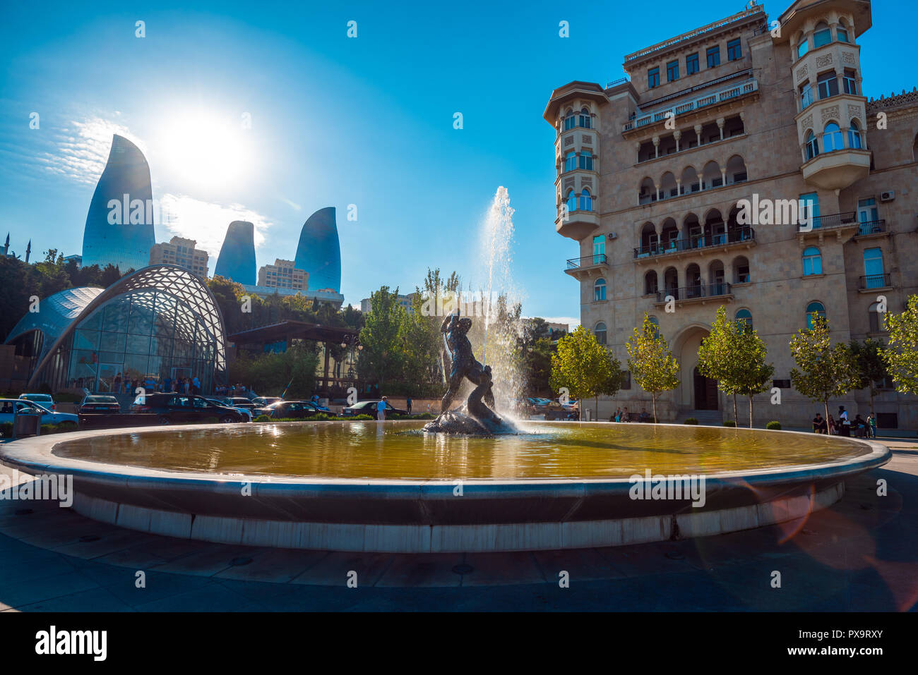 Azerbaigian, Baku, 15 maggio 2018. Dragon battaglia fontana Foto Stock