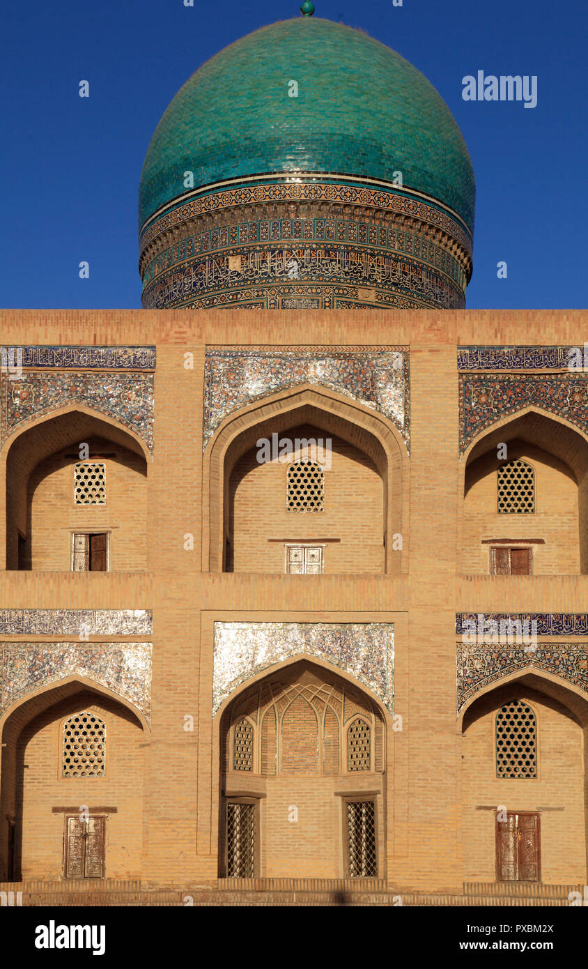 Uzbekistan; Bukhara; Mir-i-Arab madrasa, scuola islamica, Foto Stock