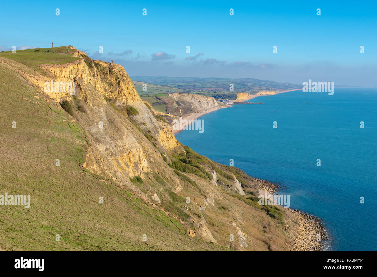 Seatown; Dorset, Regno Unito. Xx Ottobre 2018. Meteo REGNO UNITO: glorioso sole e cieli azzurri lungo la costa sud occidentale il percorso sul bellissimo Jurassic Coast vicino a Bridport. Credito: Celia McMahon/Alamy Live News Foto Stock