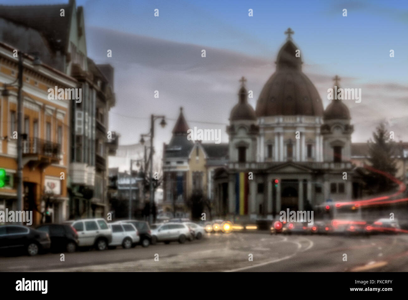 Inverno tardo pomeriggio pinhole a colori foto di Tirgu-Mures/Marosvasarhely/ Neumarkt downtown. Sulla destra si può vedere il 'Buna vestire " cath ortodosso Foto Stock