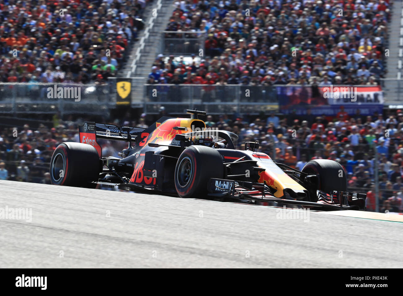 Il 21 ottobre 2018, il circuito delle Americhe, Austin, Stati Uniti d'America; la Formula Uno al Gran Premio degli Stati Uniti, il giorno della gara; Aston Martin Red Bull Racing TAG Heuer, Daniel Ricciardo Foto Stock