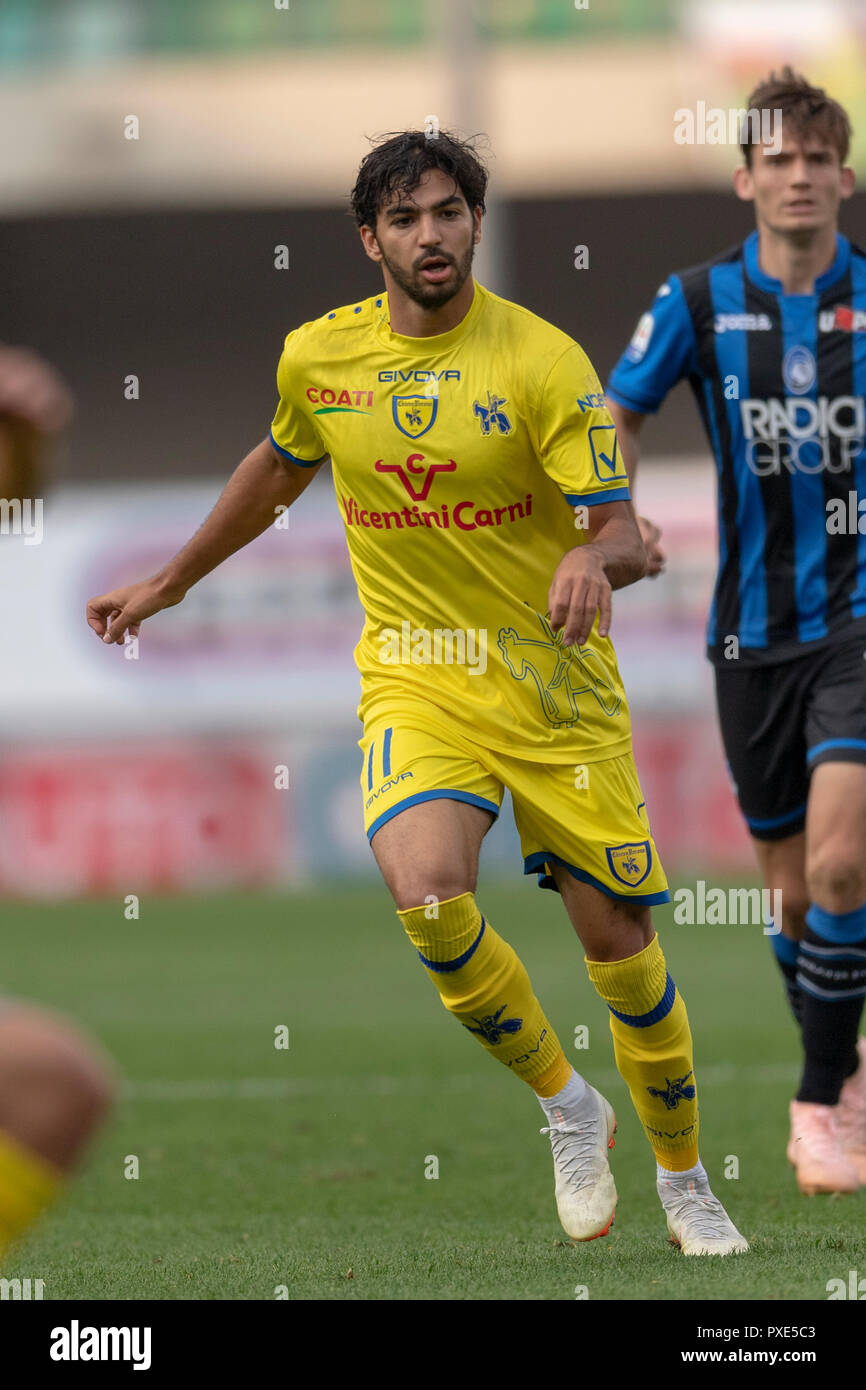 Mehdi Leris (Chievo Verona) durante l'italiano 'Serie A' match tra Chievo Verona 1-5 Atalanta a Marcantonio Bentegodi Stadium il 21 ottobre 2018 a Verona, Italia. Credito: Maurizio Borsari/AFLO/Alamy Live News Foto Stock