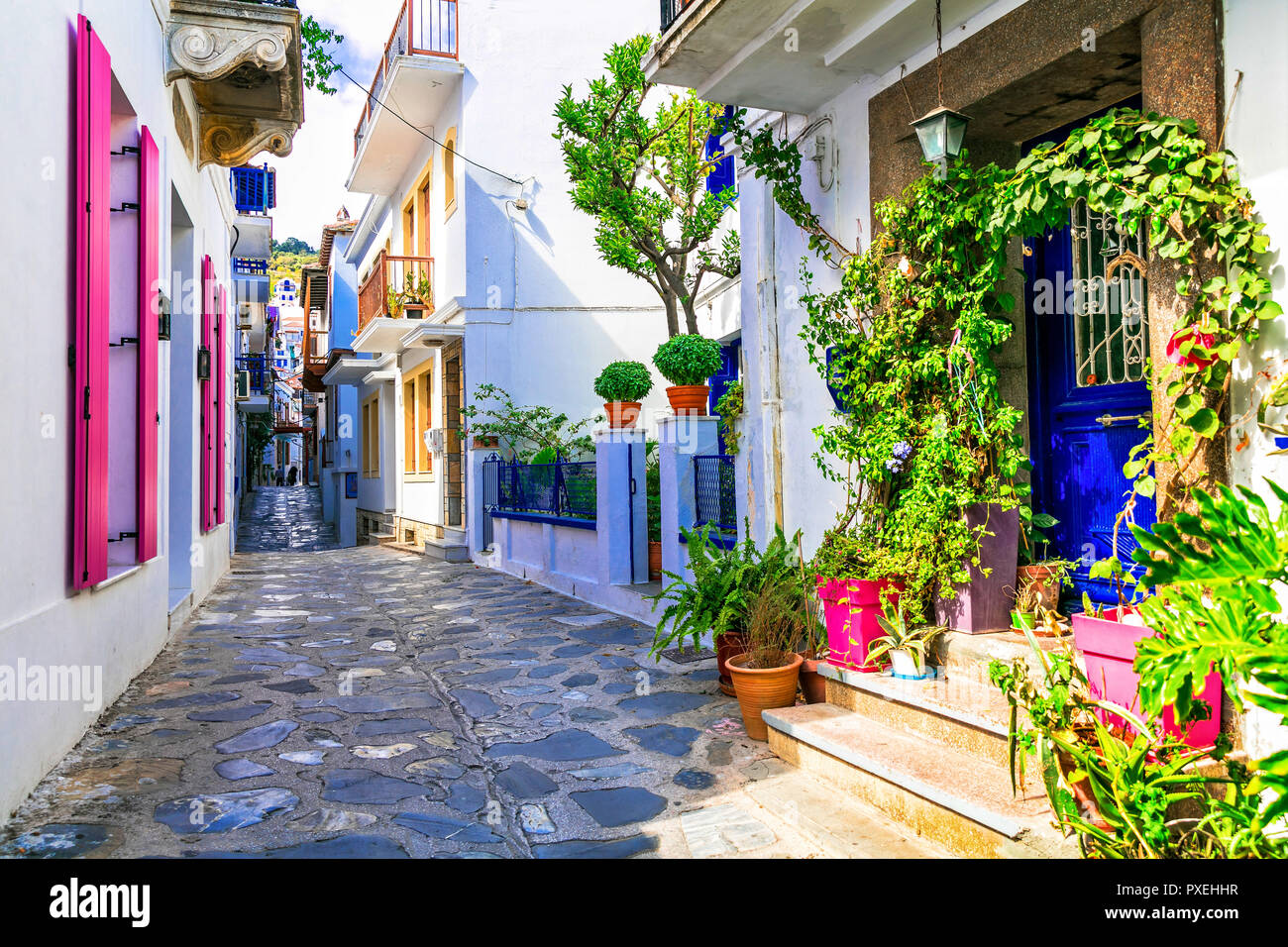 Vecchie strade di città di Skopelos, Grecia. Foto Stock