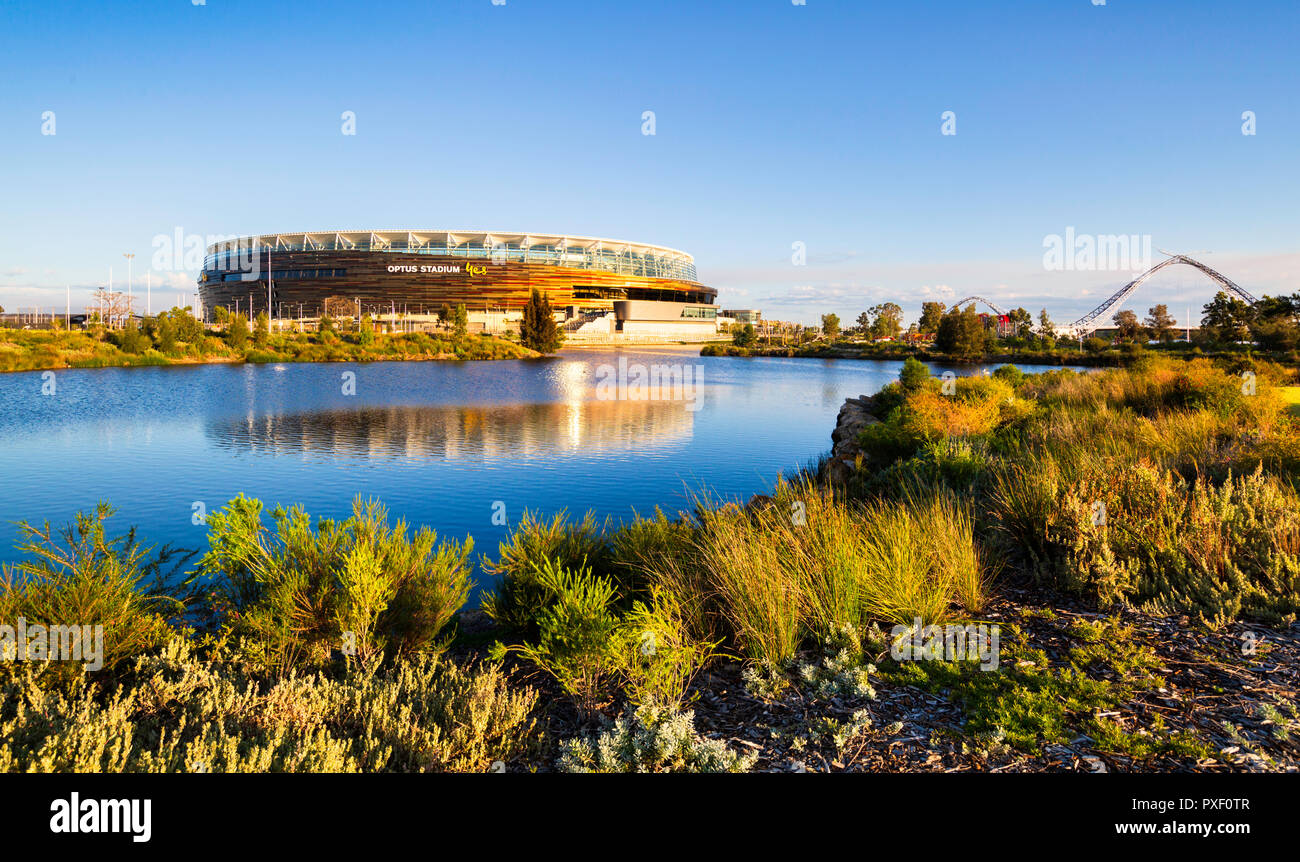 Le zone umide a fianco di Optus Stadium. Burswood, Perth, Western Australia Foto Stock