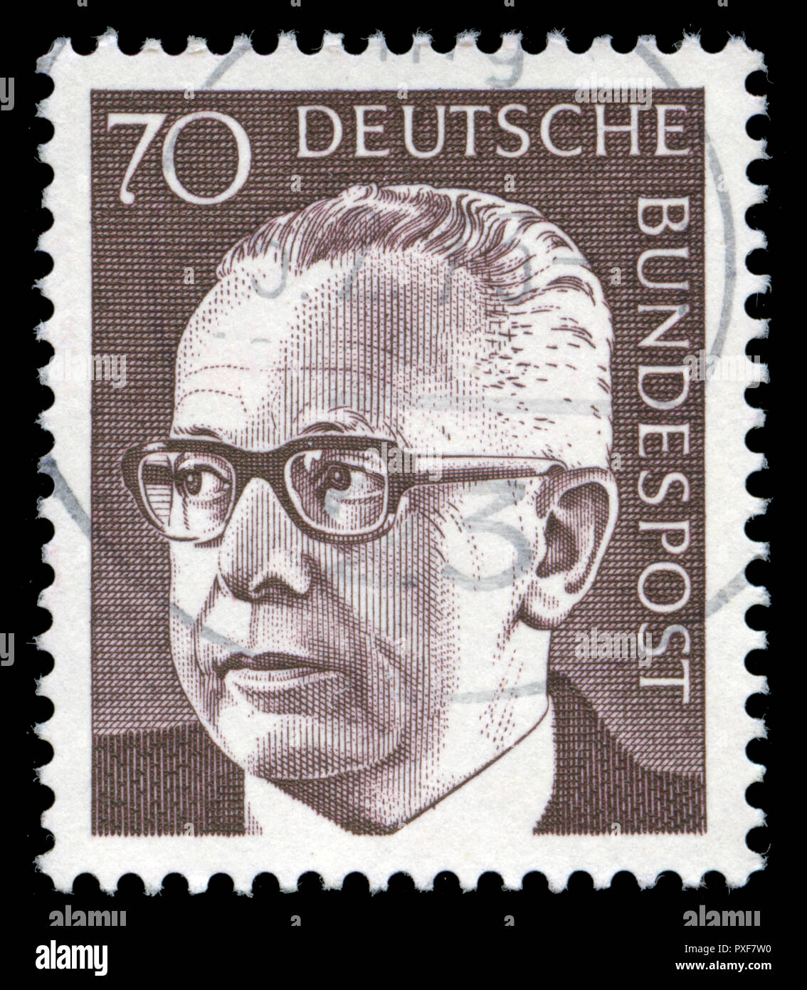 Con timbro postale francobolli dalla Repubblica federale di Germania il  Presidente Federale Dr. Gustav Heinemann serie Foto stock - Alamy