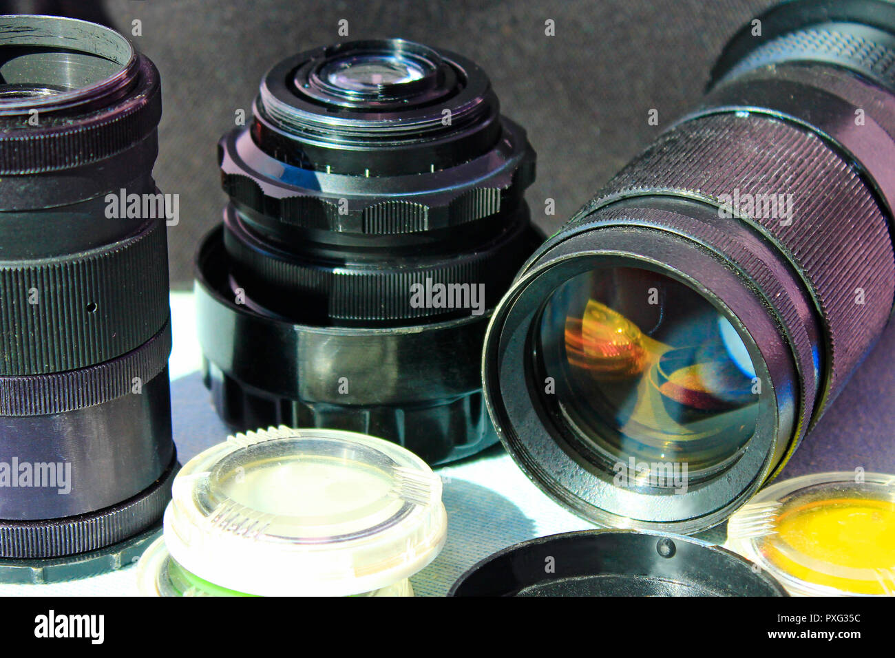 Obiettivo fotografico photofilters e altri accessori fotografici. Photoalbum. Retrò obiettivi foto Foto Stock