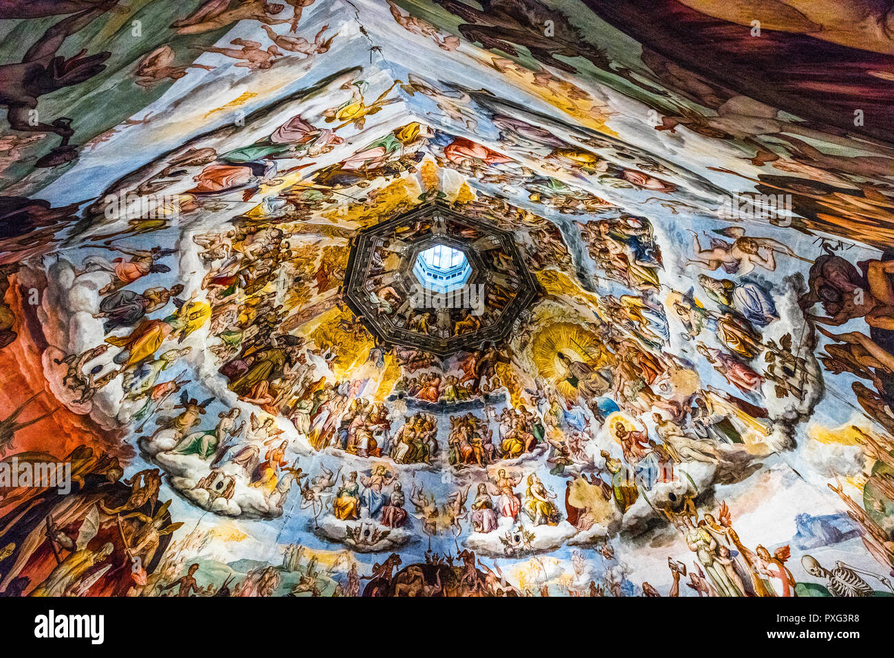 Dettaglio del soffitto del Duomo di Firenze Duomo, Cattedrale di Santa Maria del Fiore, Firenze, Italia, Europa Marzo 08, 2018 Foto Stock