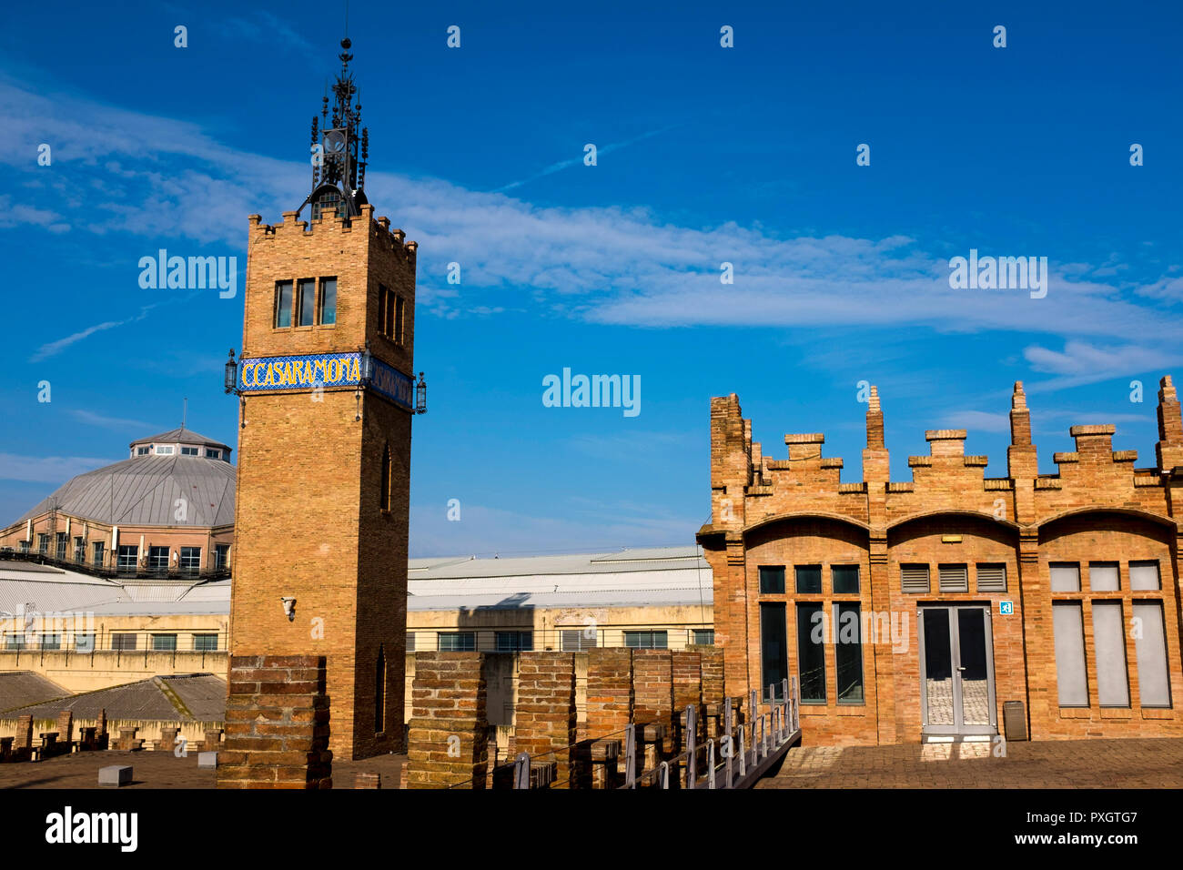 Caixaforum, basata nella fabbrica modernista costruzione di Casimir Casaramona, Barcellona, progettato dall'architetto Josep Puig i Cadafalch. Inizio Costruzione Foto Stock