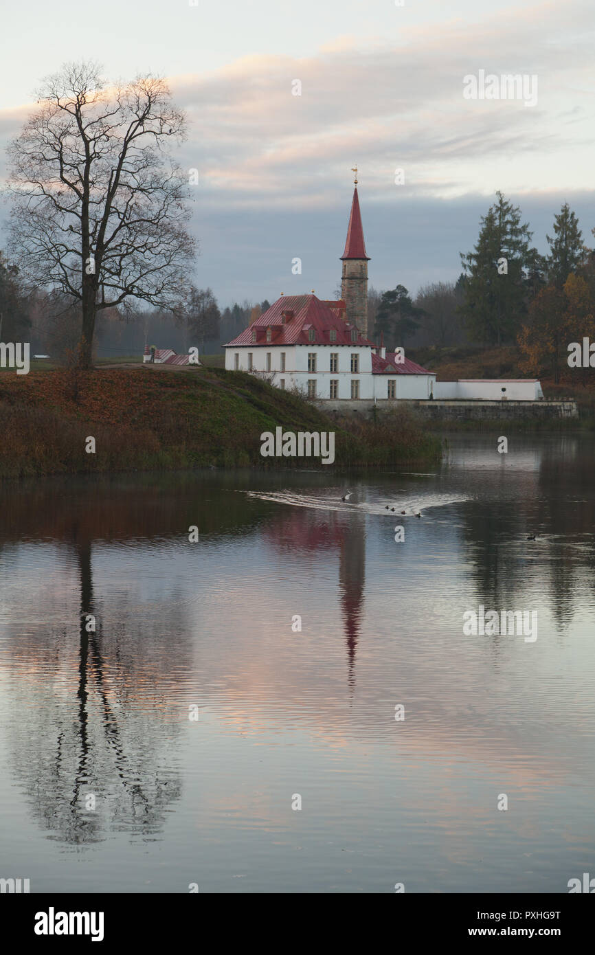 Priory, Palazzo Gatchina, l'oblast di Leningrado, Russia. Foto Stock