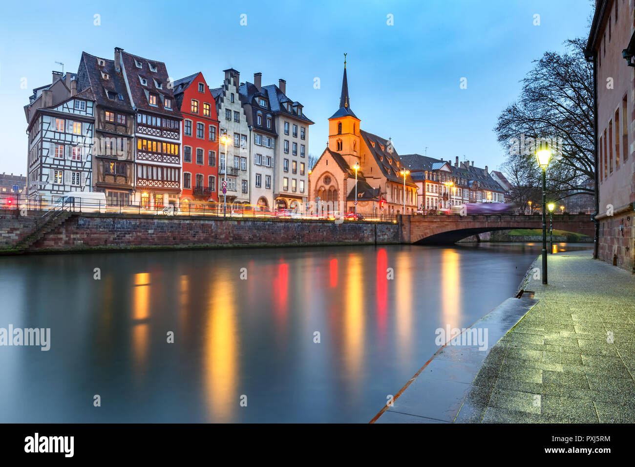 Argine di Natale a Strasburgo, in Alsace Foto Stock