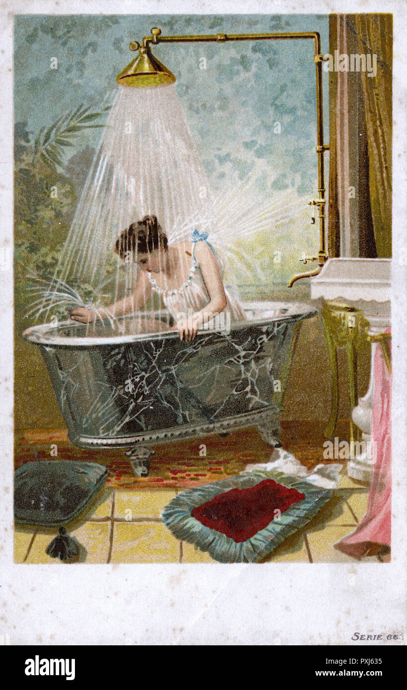 Doccia in una bella vasca da bagno in marmo Foto Stock