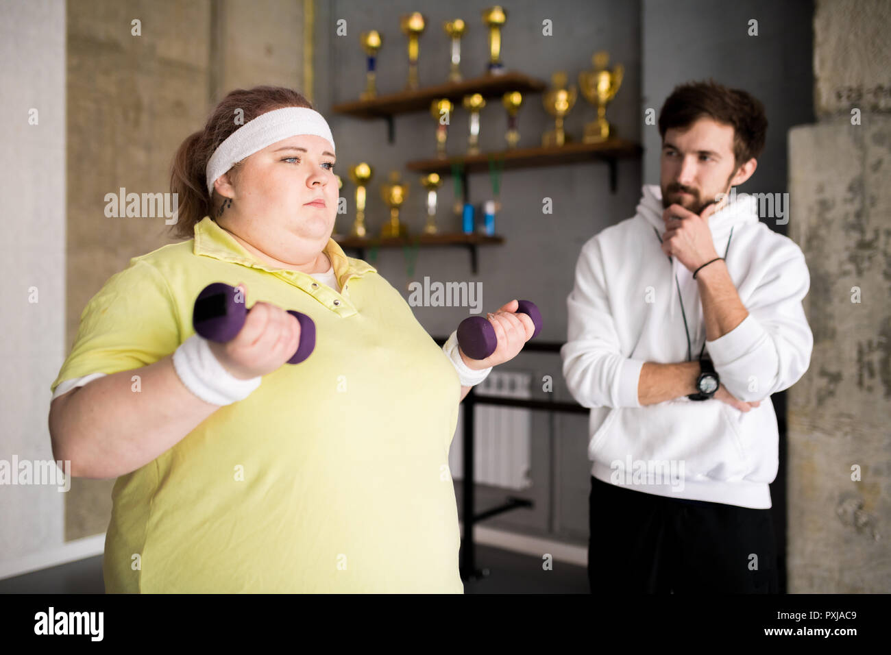 Coach Training donna obesa Foto Stock