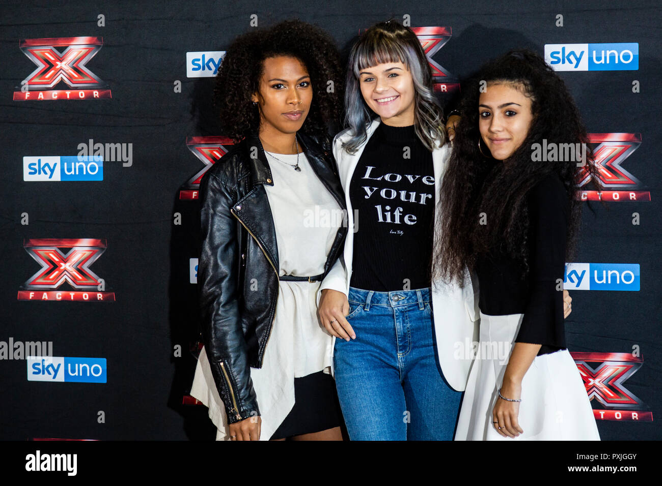 Milano, Italia. 22 ottobre, 2018. X-Factor 12 Live photo call, Milano, Italia Credito: Valeria Portinari/Alamy Live News Foto Stock
