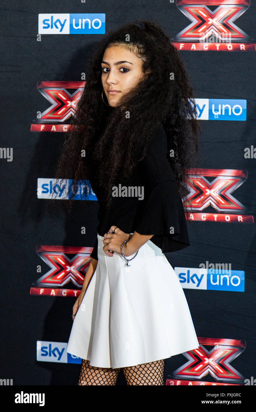 Milano, Italia. 22 ottobre, 2018. X-Factor 12 Live photo call, Milano, Italia Credito: Valeria Portinari/Alamy Live News Foto Stock