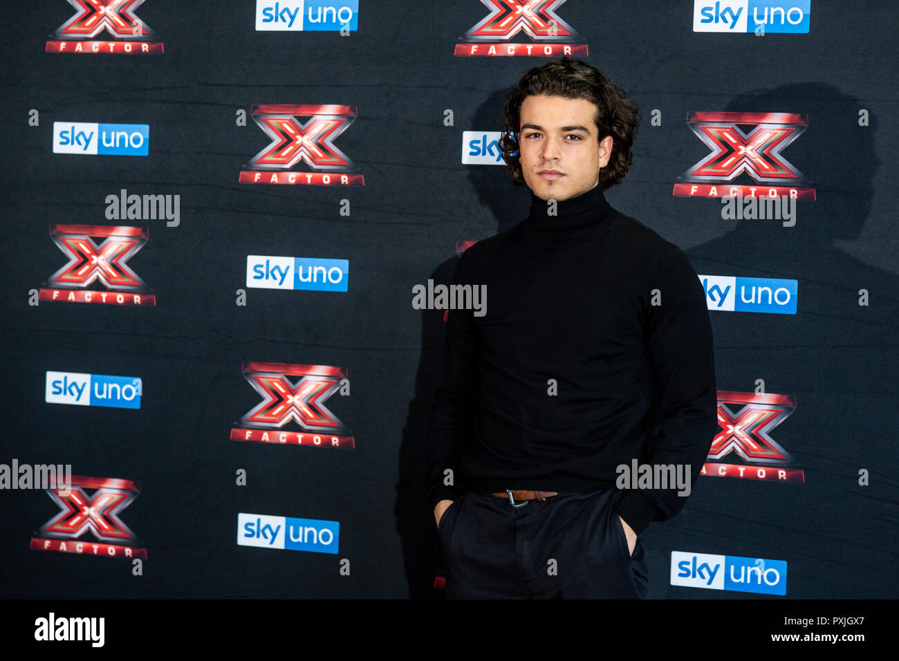 Milano, Italia. 22 ottobre, 2018. X-Factor 12 Live photo call, Milano, Italia Credito: Valeria Portinari/Alamy Live News Foto Stock