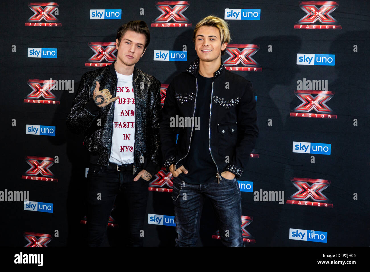Milano, Italia. 22 ottobre, 2018. X-Factor 12 Live photo call, Milano, Italia Credito: Valeria Portinari/Alamy Live News Foto Stock