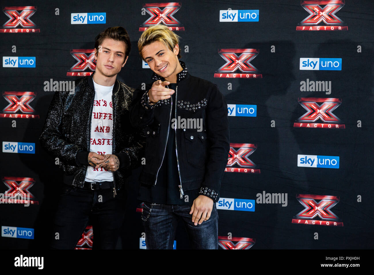 Milano, Italia. 22 ottobre, 2018. X-Factor 12 Live photo call, Milano, Italia Credito: Valeria Portinari/Alamy Live News Foto Stock
