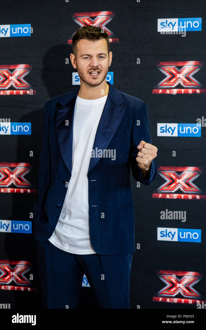 Milano, Italia. 22 ottobre, 2018. X-Factor 12 Live photo call, Milano, Italia Credito: Valeria Portinari/Alamy Live News Foto Stock