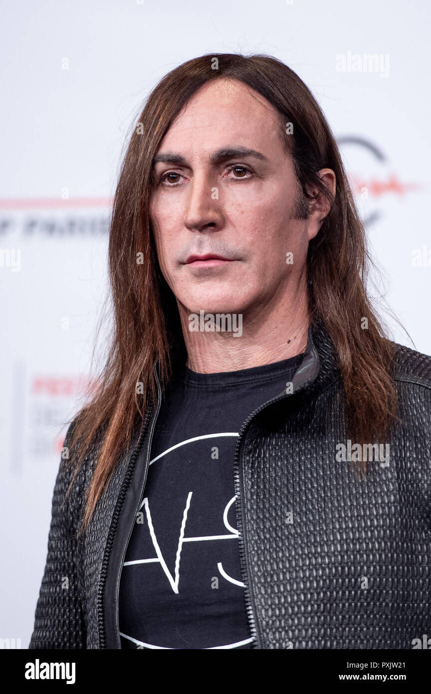 Roma, Italia. 23 ott 2018. Il cantante Manuel Agnelli assiste il 'Noi siamo Afterhours' photocall durante il XIII Roma Film Fest presso Auditorium Parco della Musica su 23 Ottobre 2018.Foto di Giuseppe Maffia Credito: Giuseppe Maffia/Alamy Live News Foto Stock