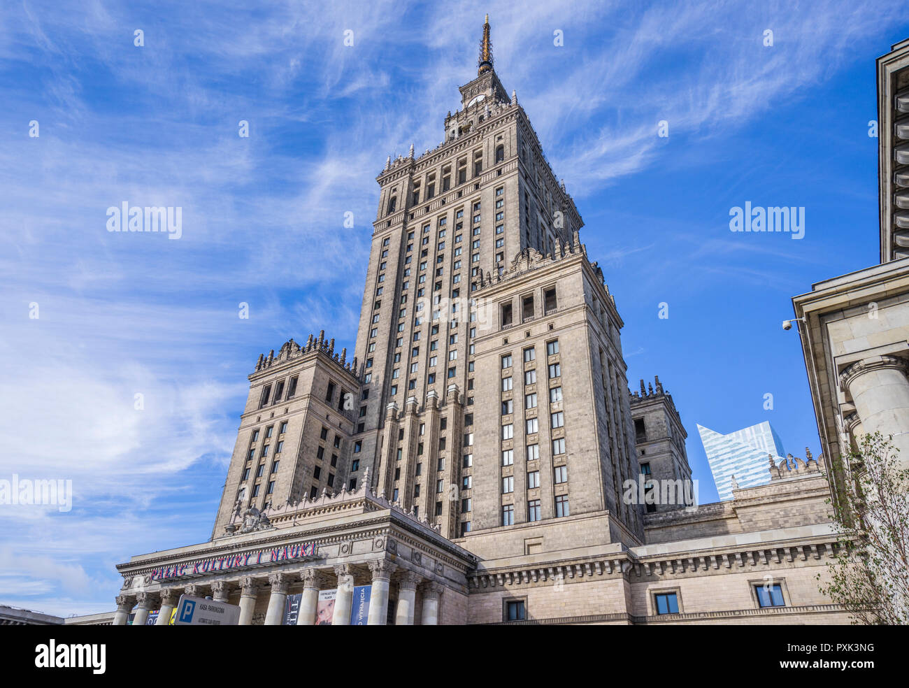 Vista del soc-realista russo torta di nozze stile palazzo della cultura e della scienza, Varsavia, Polonia Foto Stock