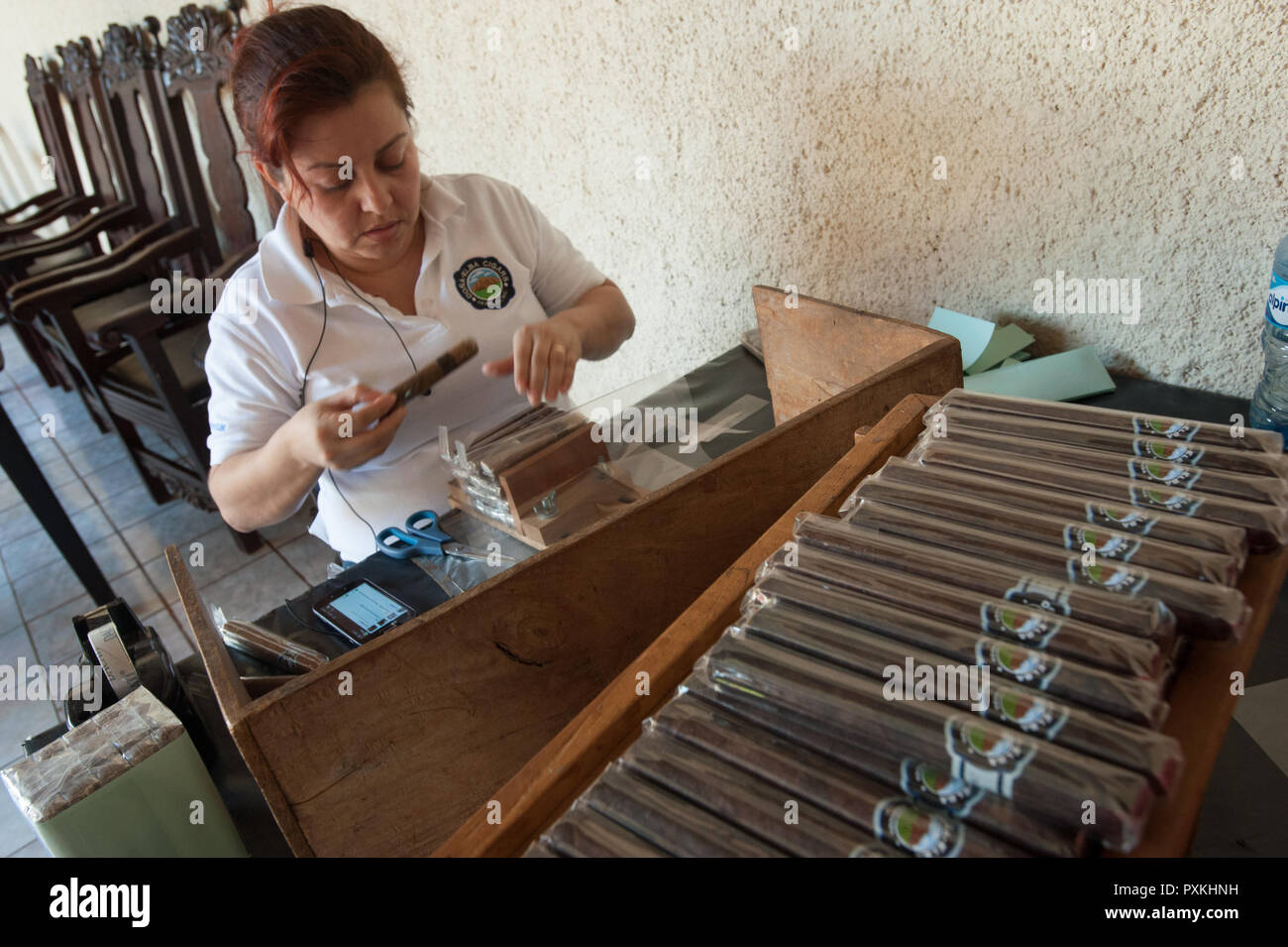 Dona Elba fabbrica di sigari. Granada Foto Stock