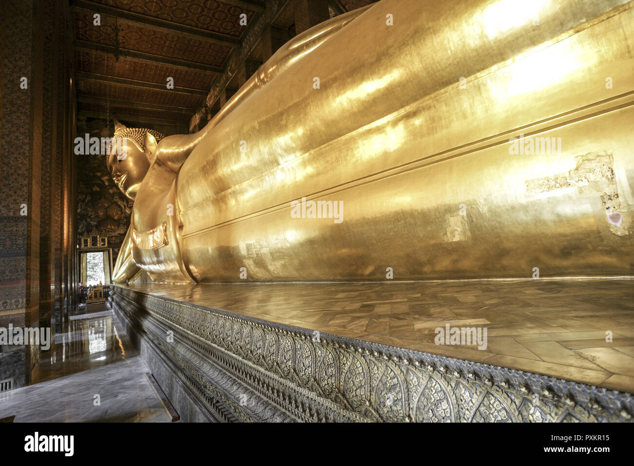 Wat Pho Tempel del Buddha Reclinato Tailandia Bangkok Tempel Buddhastatue liegen dettaglio Close-up, Asien Suedost-Asien, Prades tailandese, Muang Thai, Wat Foto Stock