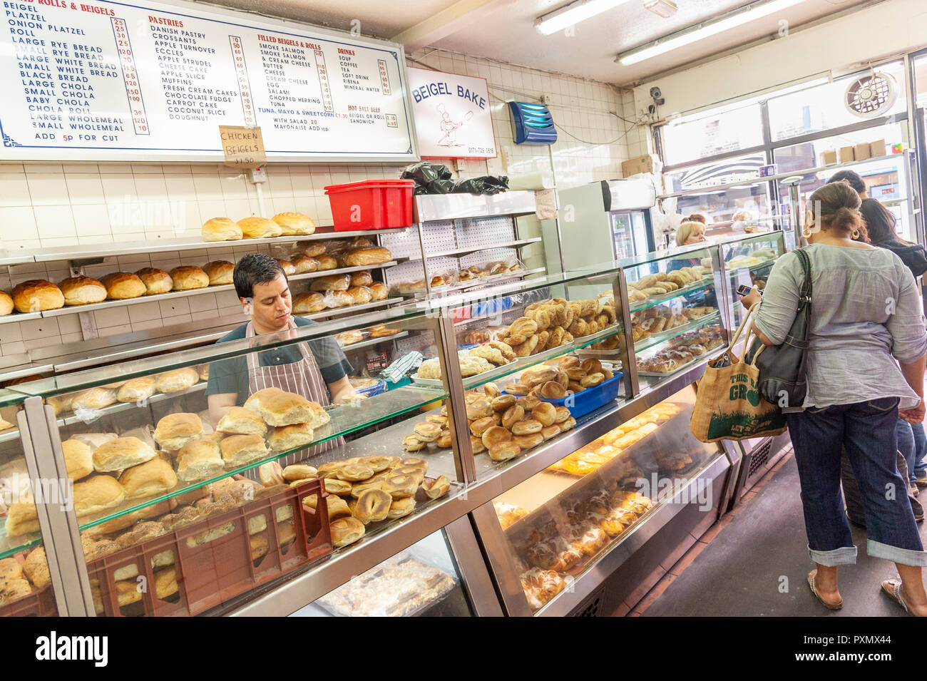 Brick Lane Beigel Bake, London, Regno Unito Foto Stock