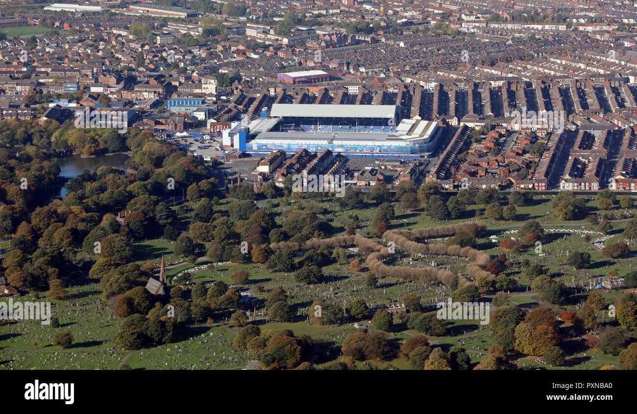 Vista aerea di Everton FC Goodison Park Stadium, Stanley Park, Liverpool Foto Stock