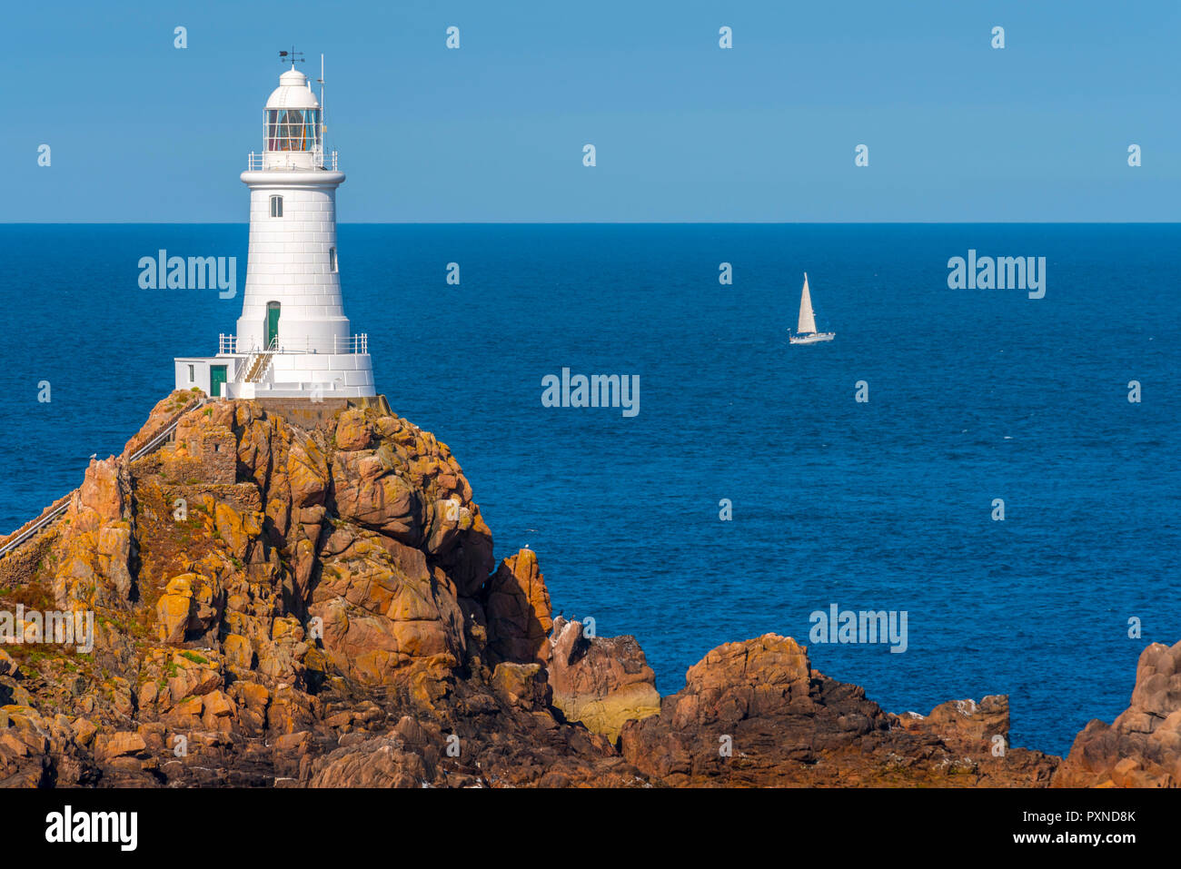Regno Unito, Isole del Canale, Jersey, Corbiere Lighthouse Foto Stock