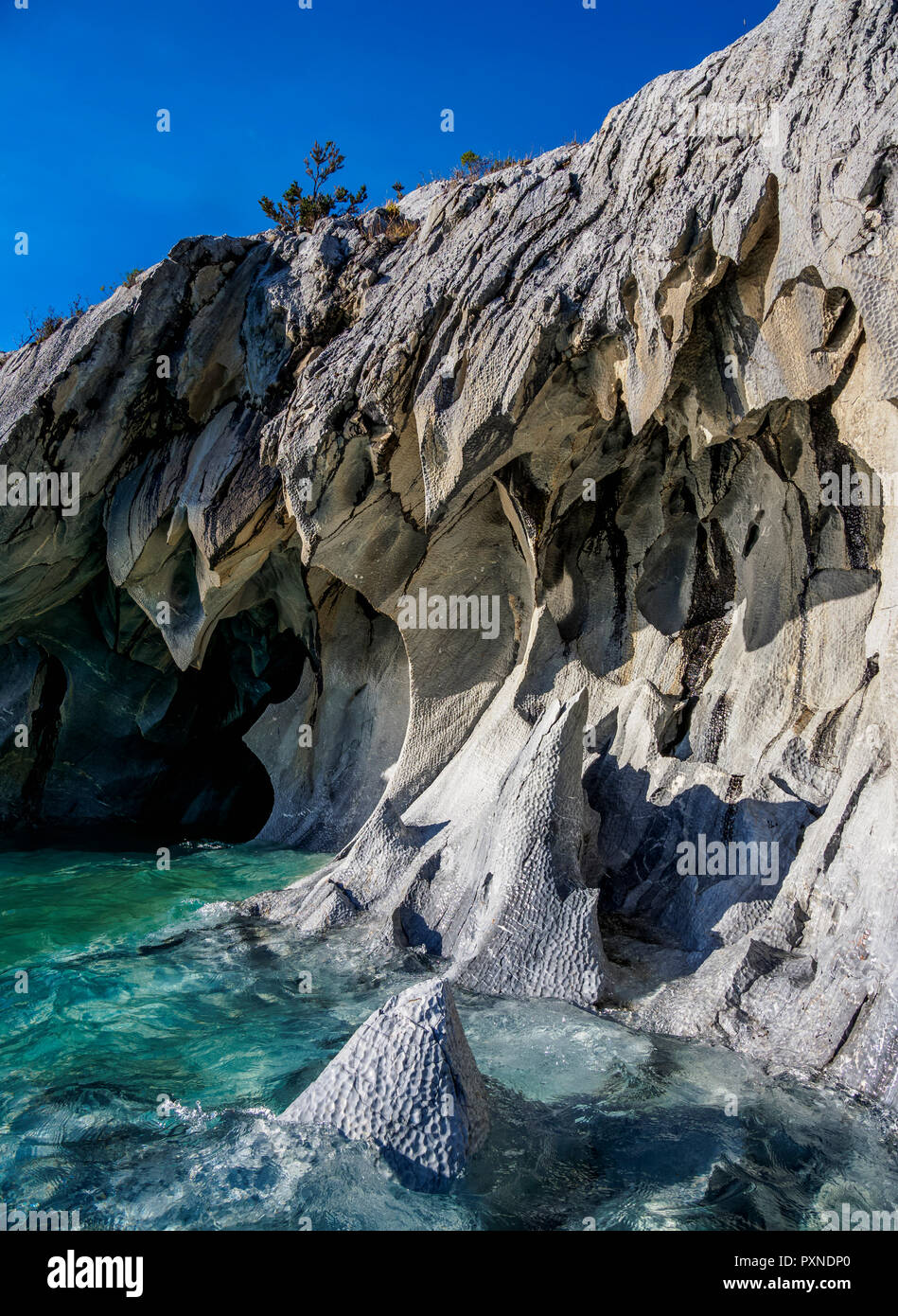 Cave di Marmo Santuario de la Naturaleza Capillas de Marmol, General Carrera Lago, Puerto Rio tranquilo, Aysen Regione, Patagonia, Cile Foto Stock