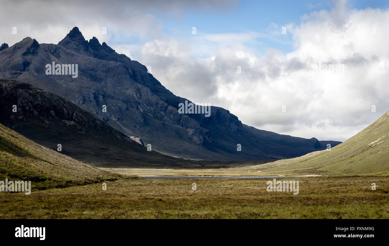 Escursione da Camasunary a Sligachan sull'Isola di Skye Foto Stock