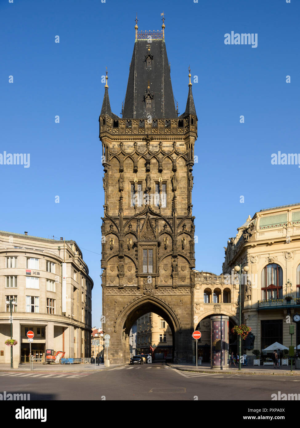 Praga. Repubblica ceca. Il XV secolo porta in polvere. Foto Stock