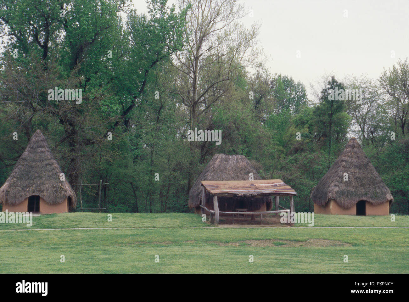 Ricostruito Chucalissa villaggio di nativi americani sul fiume Mississippi, Tennessee. Fotografia Foto Stock