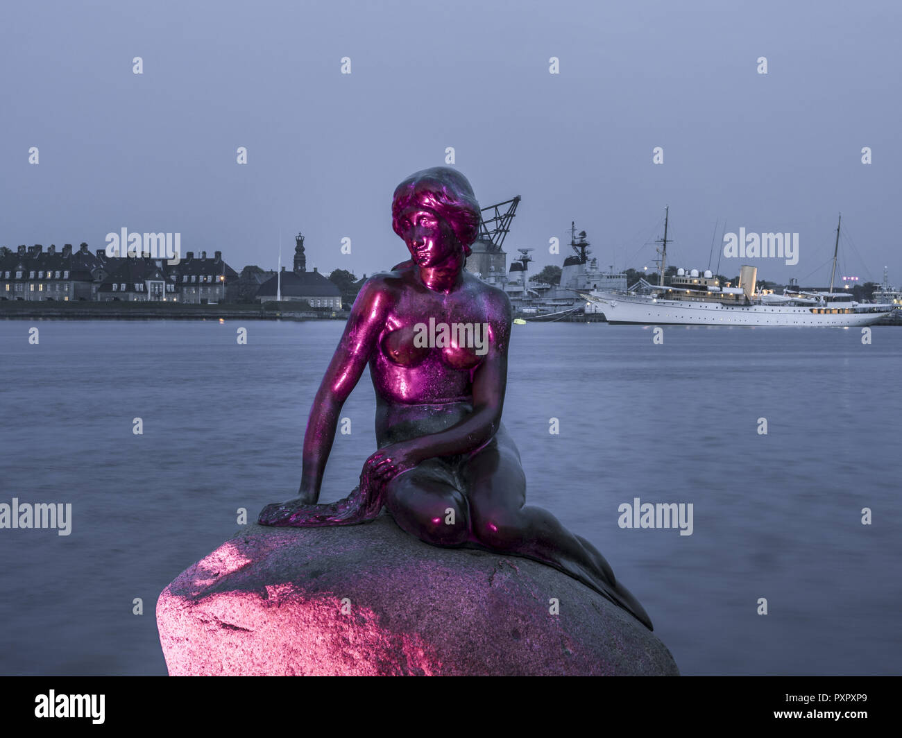 Il Mermaid, scultura in Copenhagen, Danimarca Foto Stock