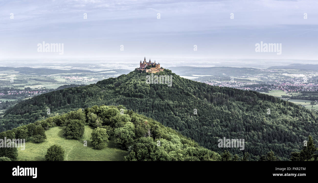 Burg Hohenzollern Castello Svevo, Alp, Baden-Wuerttemberg, Germania, Europa Foto Stock