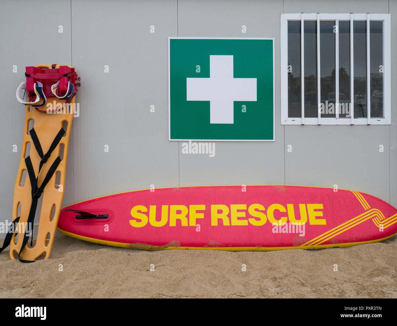 Spagna, dispositivi di salvataggio sulla spiaggia Foto Stock