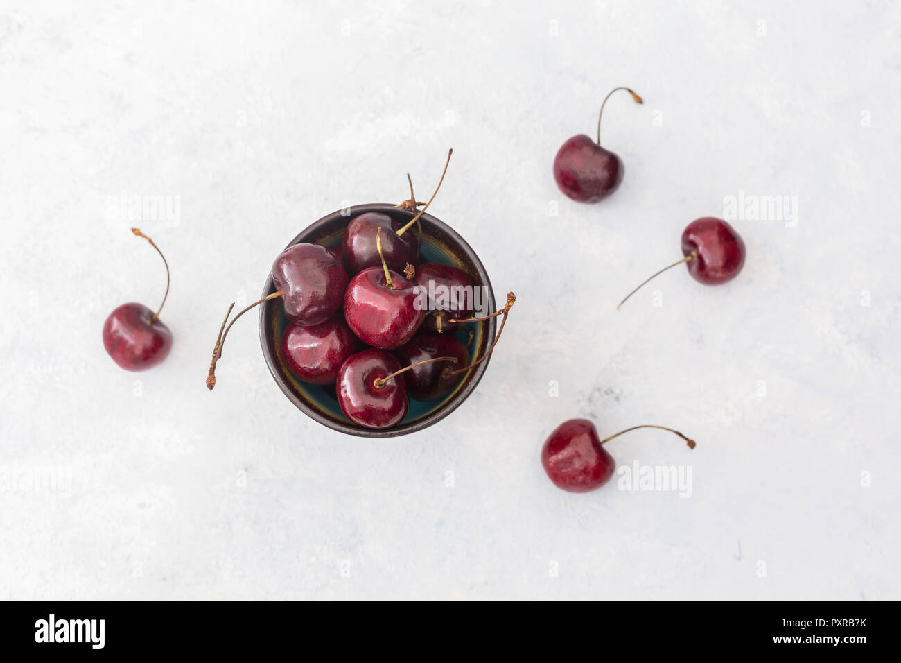 Ciotola di ciliegie Foto Stock